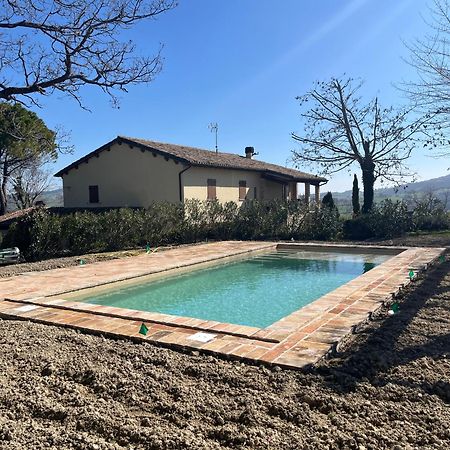Ca' Le Cerque, Villa Surrounded By The Marche Nature ฟอสซอมโบรเน ภายนอก รูปภาพ