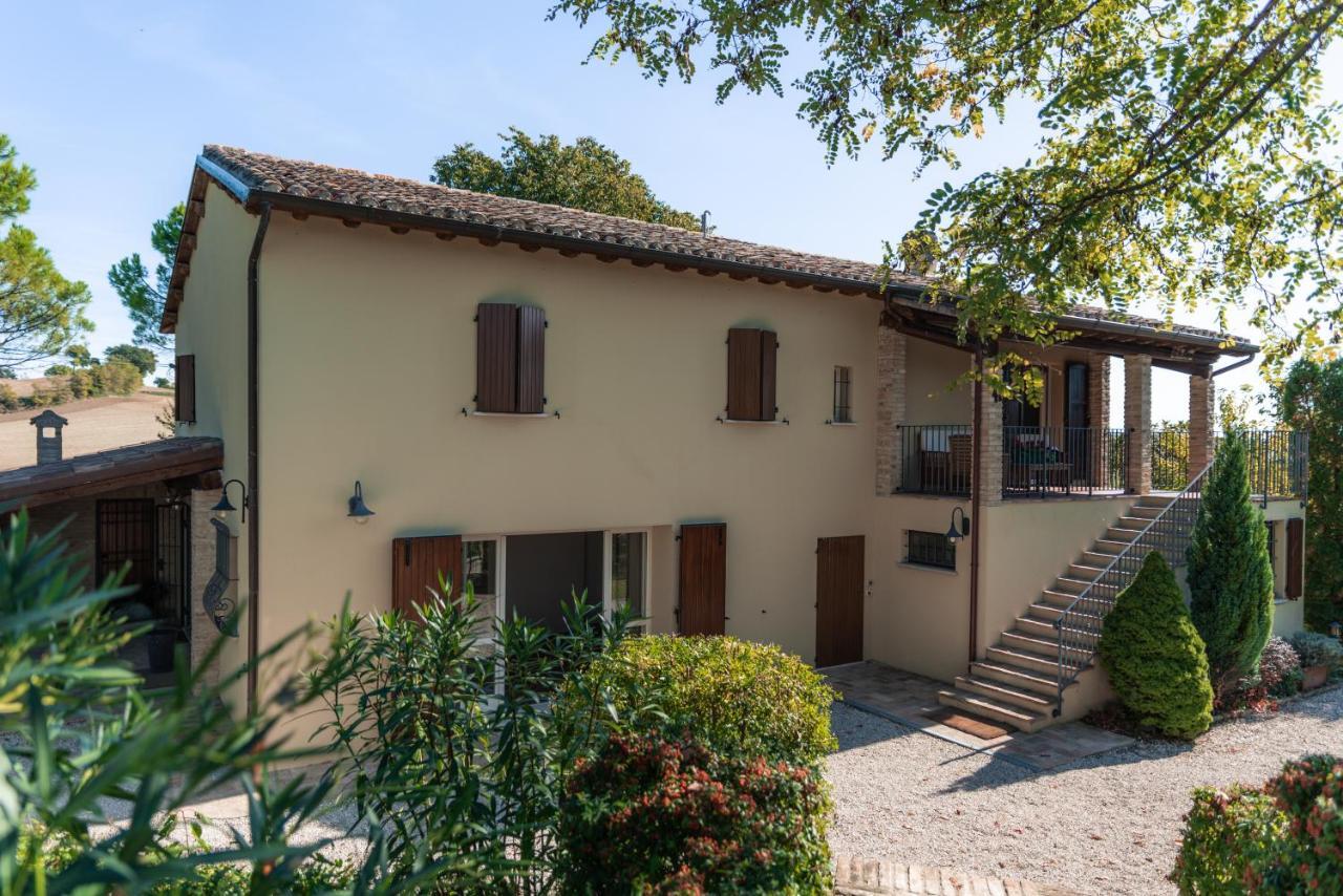 Ca' Le Cerque, Villa Surrounded By The Marche Nature ฟอสซอมโบรเน ภายนอก รูปภาพ