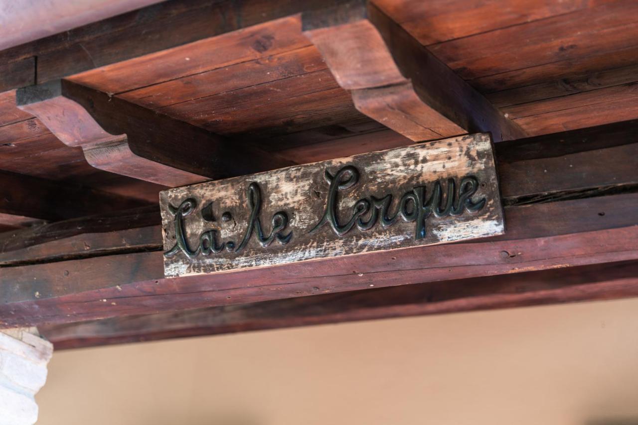 Ca' Le Cerque, Villa Surrounded By The Marche Nature ฟอสซอมโบรเน ภายนอก รูปภาพ