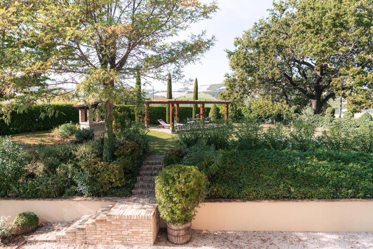 Ca' Le Cerque, Villa Surrounded By The Marche Nature ฟอสซอมโบรเน ภายนอก รูปภาพ