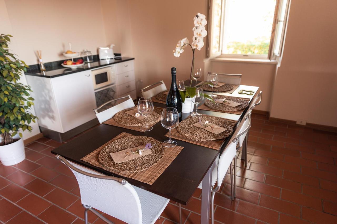 Ca' Le Cerque, Villa Surrounded By The Marche Nature ฟอสซอมโบรเน ภายนอก รูปภาพ