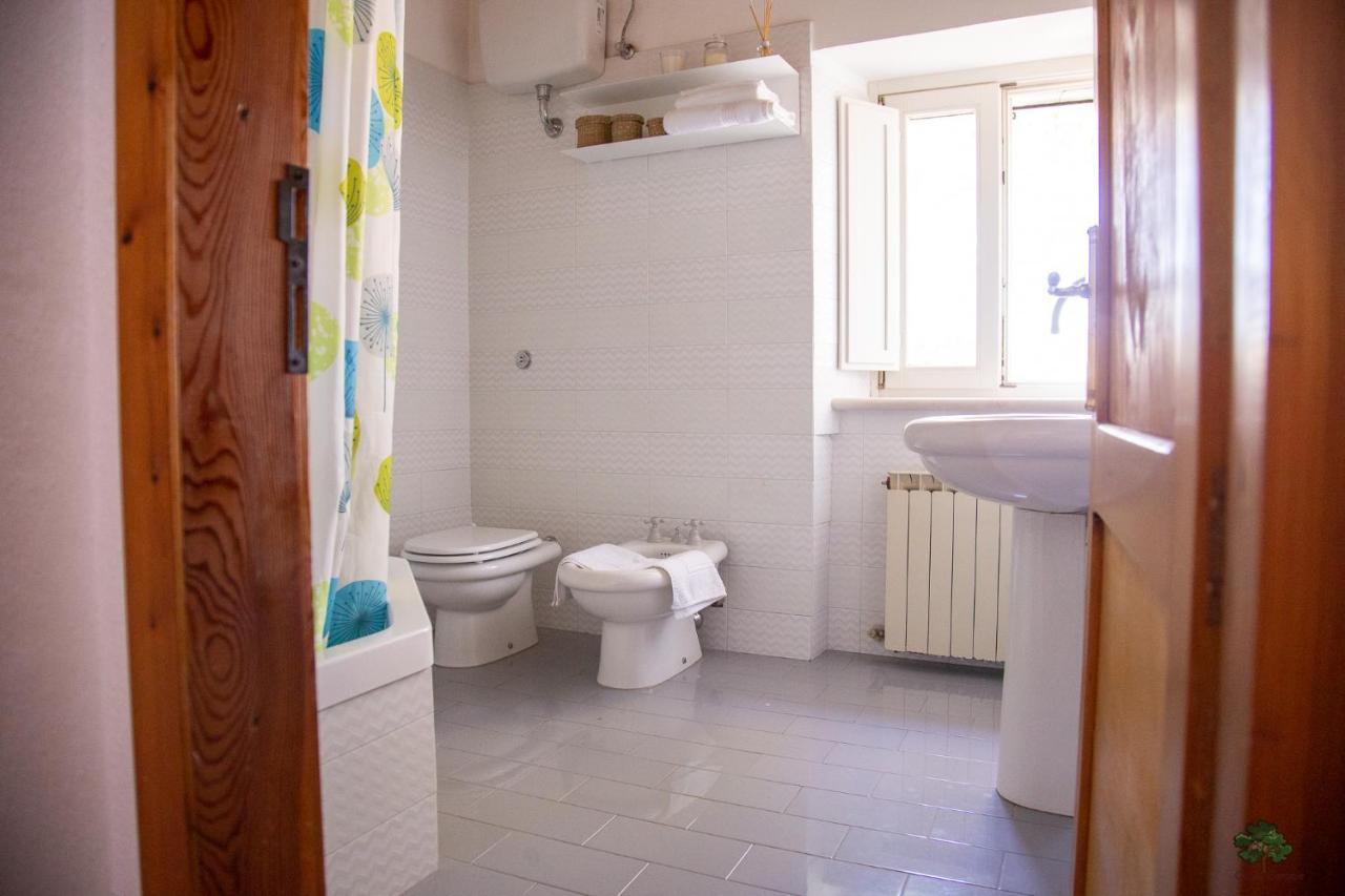 Ca' Le Cerque, Villa Surrounded By The Marche Nature ฟอสซอมโบรเน ภายนอก รูปภาพ